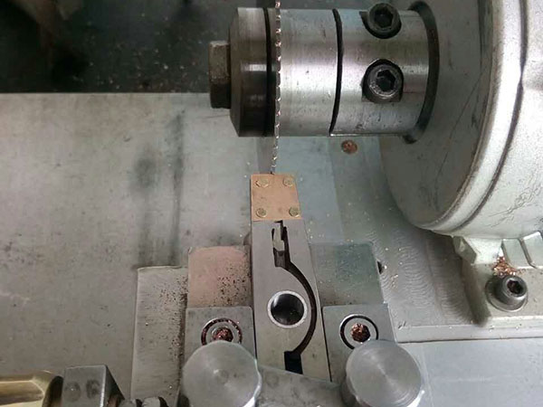 脫模器開口機(jī)